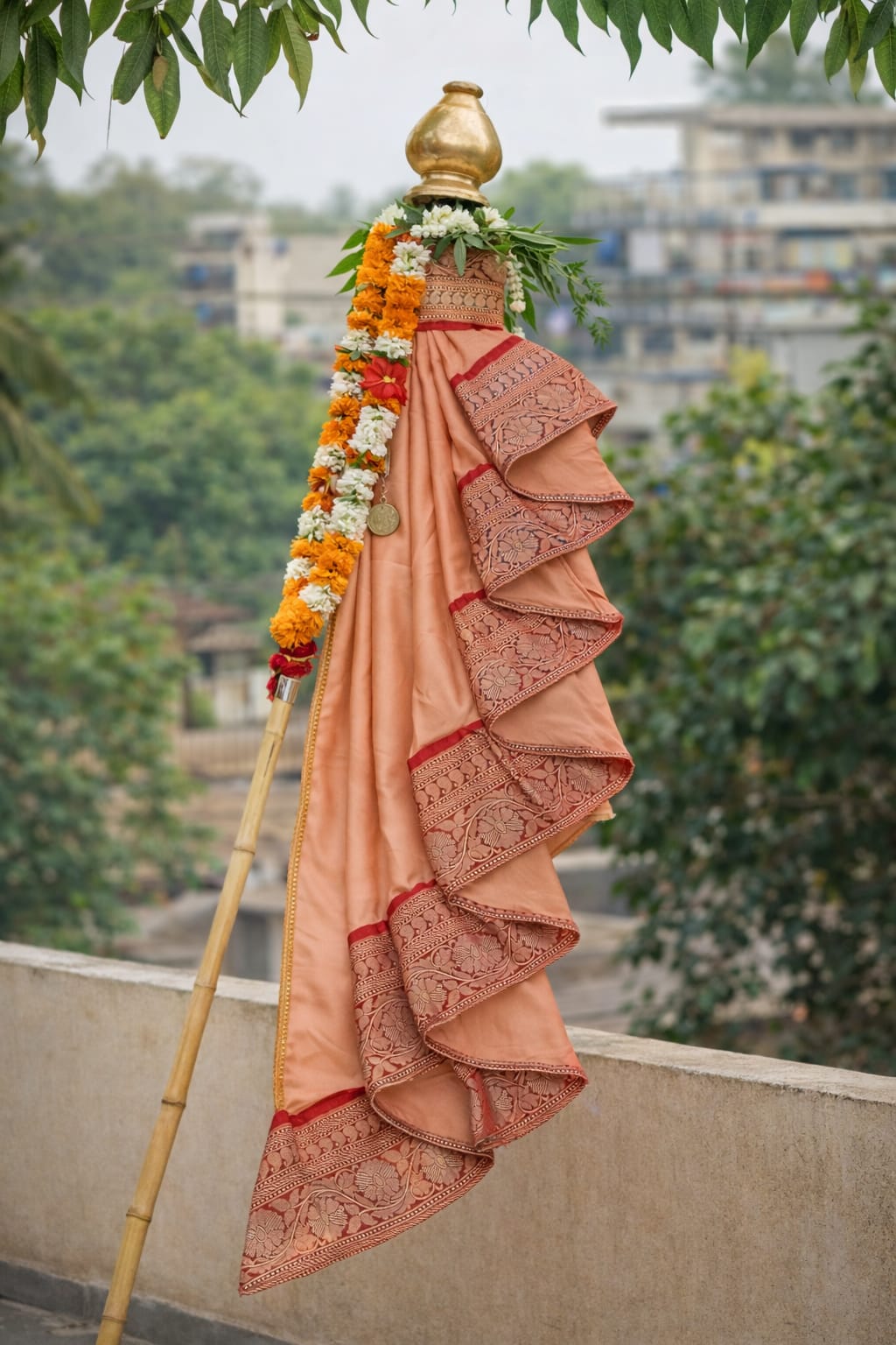Traditional gudi Vastra with Gold_Red Border peach colour
