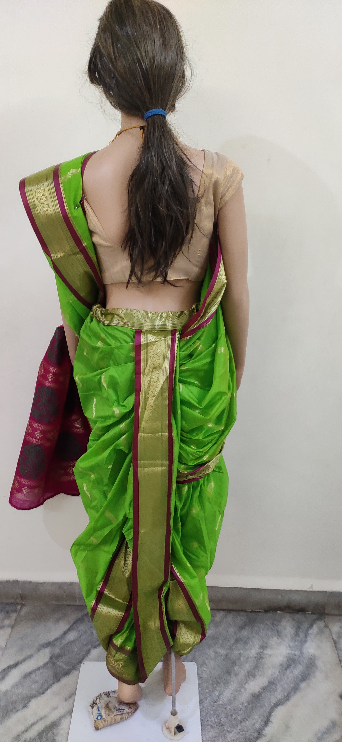 GIA Nauvaari saree Cotton silk, Pista Green with Magenta color, Shahi Peshvai (Pista Green)