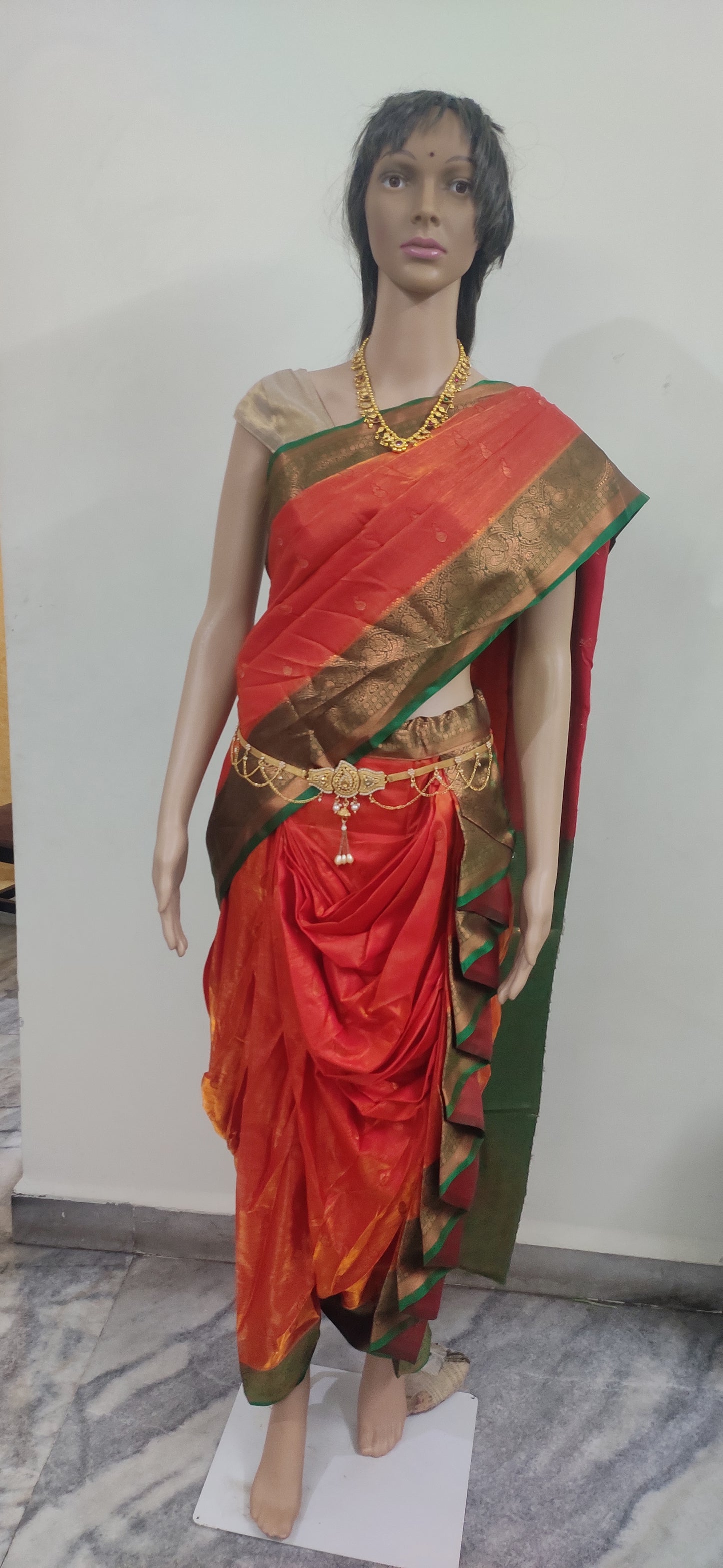 gia Nauvaari saree for bride, ready to wear Orange Green Copper border latest fashion, Banarasi silk