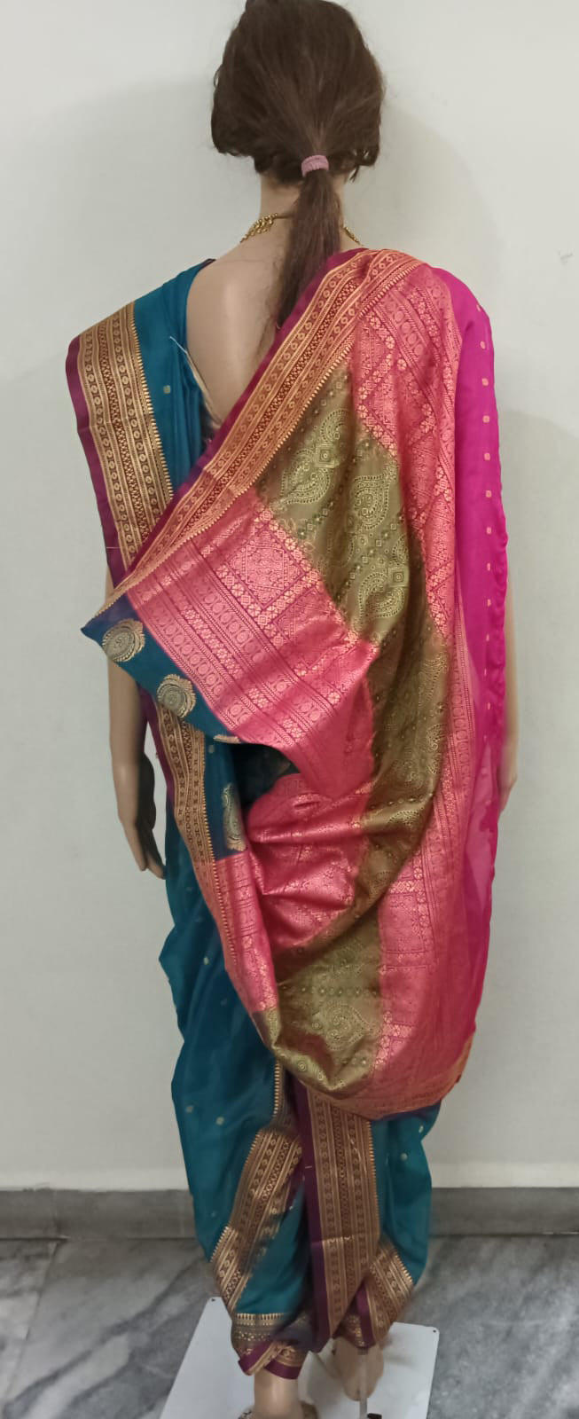 Nauvaari saree ready to wear festival collection Morpankhi color