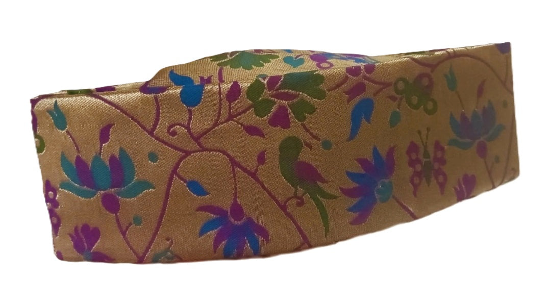 Paithani tourban/topi/cap for grooms golden Paithani Jaali-vel design Single