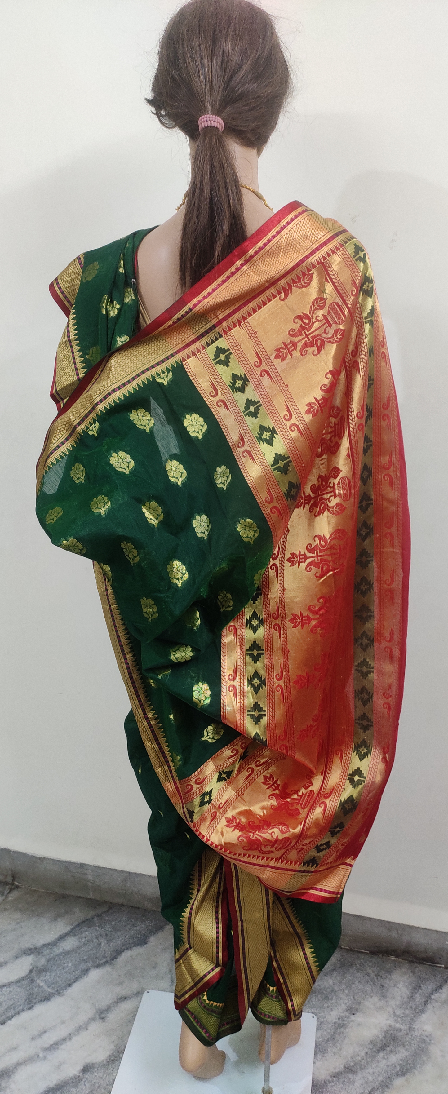 women's saree nauvaari ready to wear green, without blouse piece