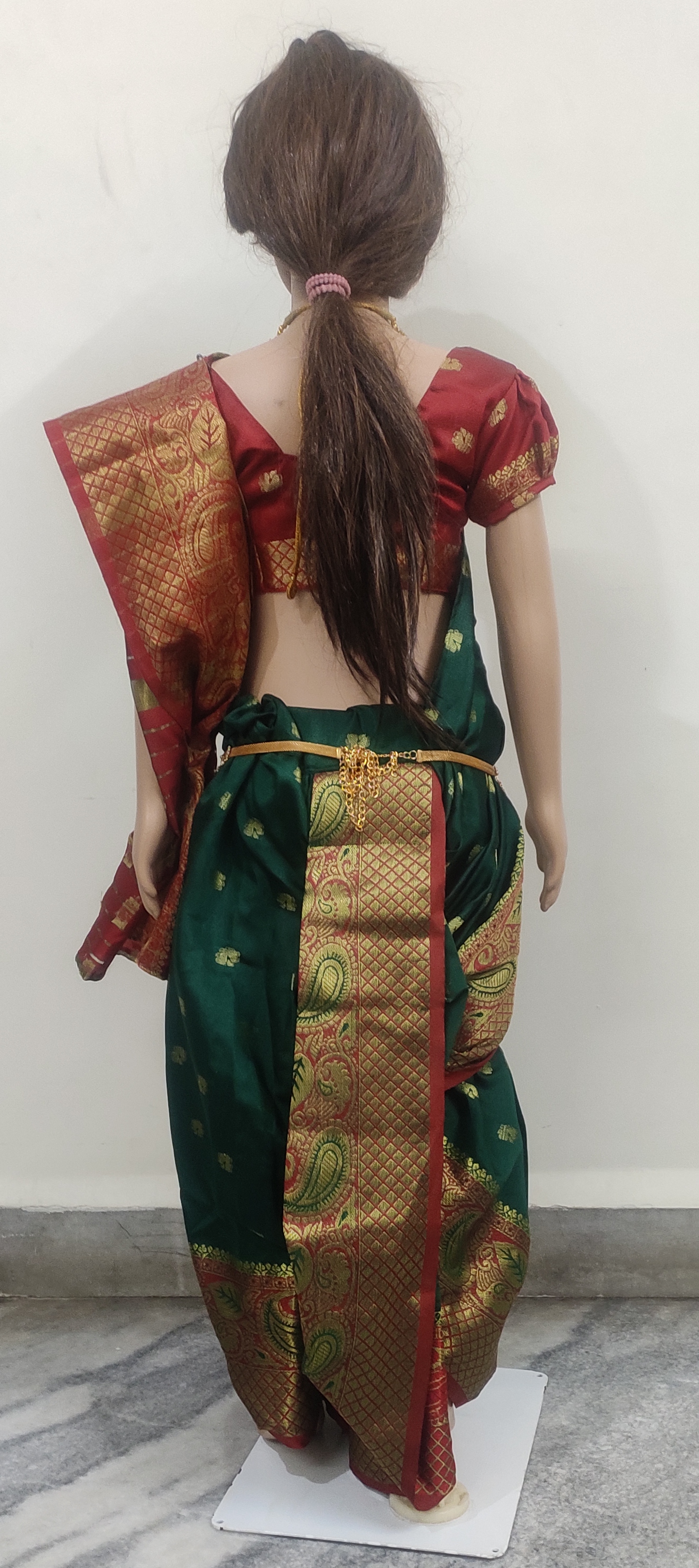 gia Ready To wear nauvaari sarees for girls festivals collection color (Bottle Green)